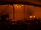 Gemeinschaftszelt bei Nacht-2